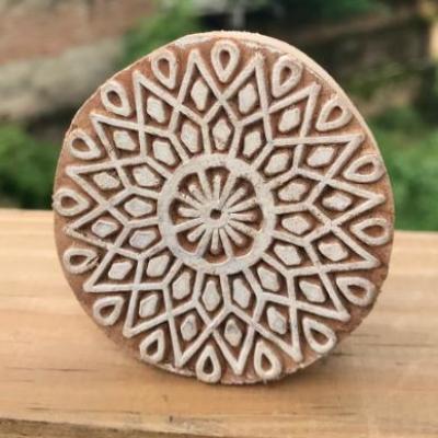 Round Mandala Wooden Block Stamp – Hand Carved Geometric Floral Printing Stamp for Fabric, Clay & Paper Crafts
