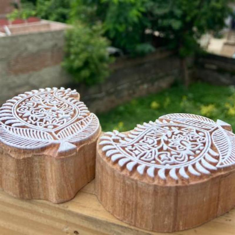 Paisley Floral Handcraft Wooden Block Print Stamp – Pack of 2 Handcrafted Wooden Sheesham Block Stamp Fabric Stamp Tool