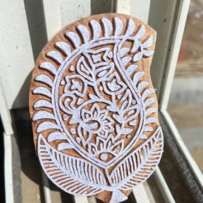 Paisley Floral Handcraft Wooden Block Print Stamp – Pack of 2 Handcrafted Wooden Sheesham Block Stamp Fabric Stamp Tool